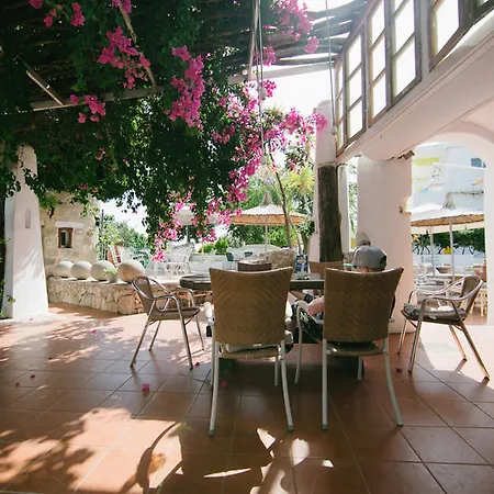 Hotel Gorgona 2*