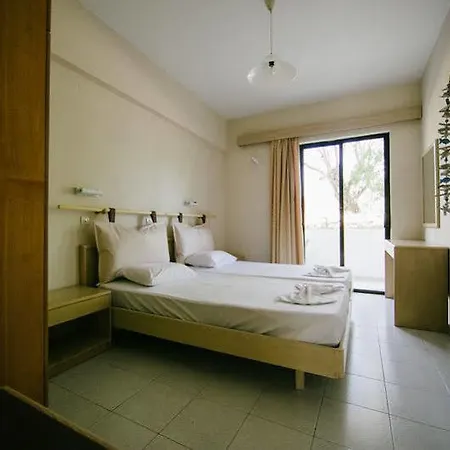 Gorgona Hotel 2*