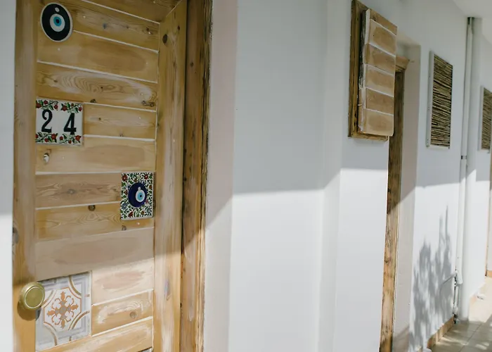 Gorgona 2* فاليراكي