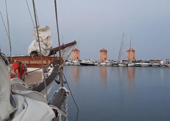 فندق Gorgona فاليراكي