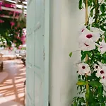 Gorgona Отель Фалираки