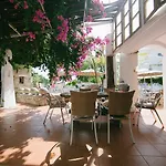 Hotel Gorgona 2*