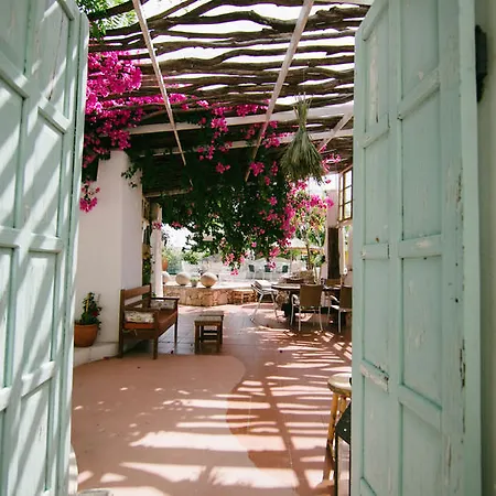 Ξενοδοχείο Gorgona 2*