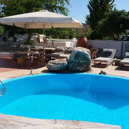 Gorgona Ξενοδοχείο Φαληράκι